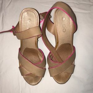 Aldo wedges